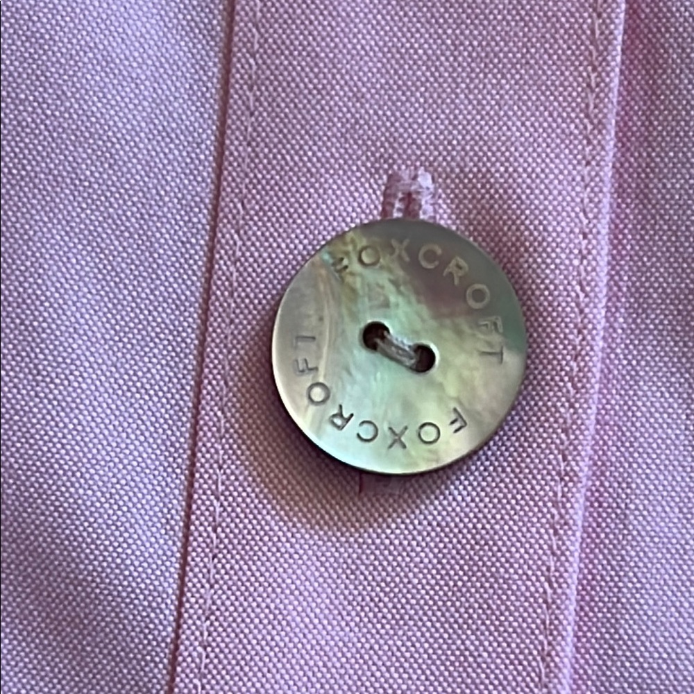 Pink women’s button down - Picture 5 of 7